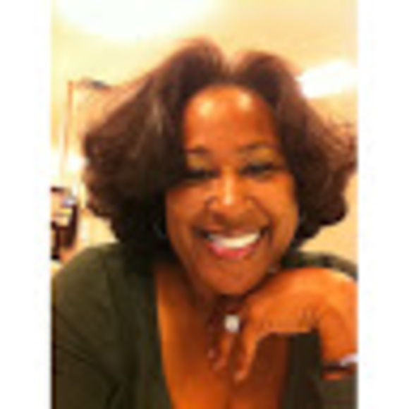 Meet your Posher, Leah - Picture 1 of 1